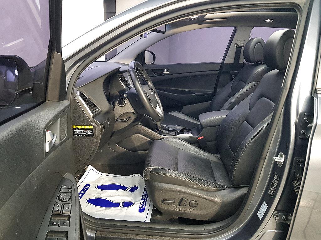 HYUNDAI Tucson - Vista 8
