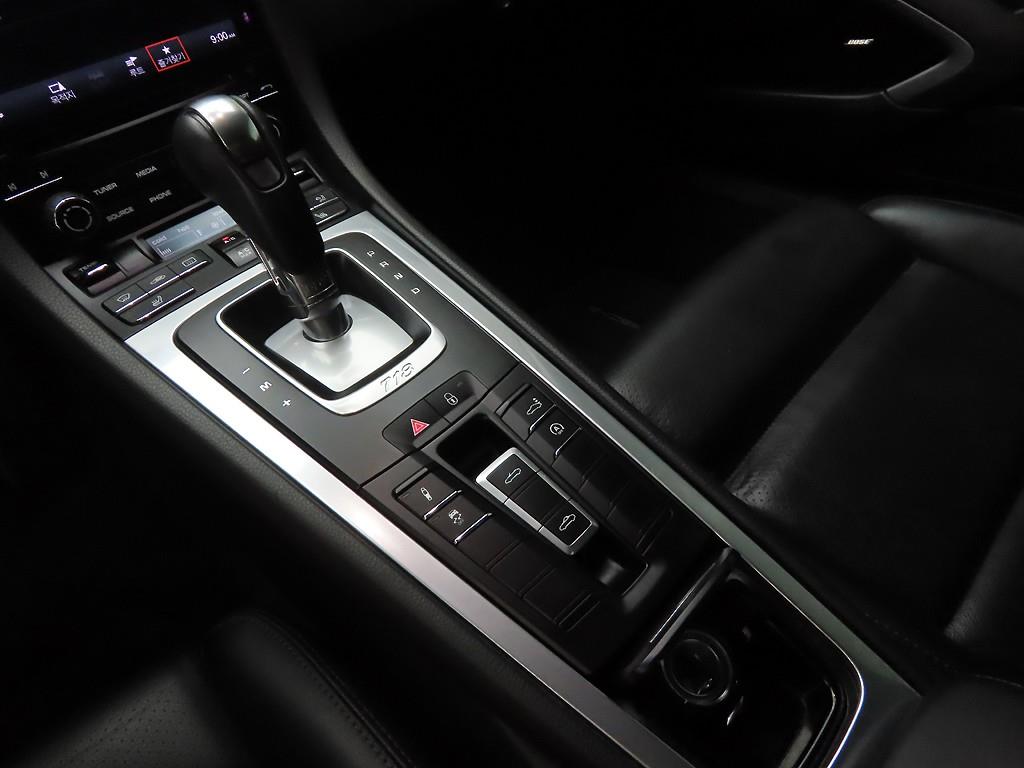 Porsche 718 - Vista 11