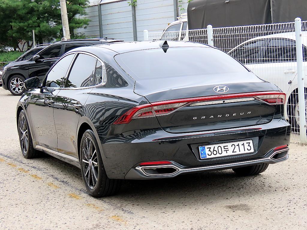 HYUNDAI Grandeur - Vista 3
