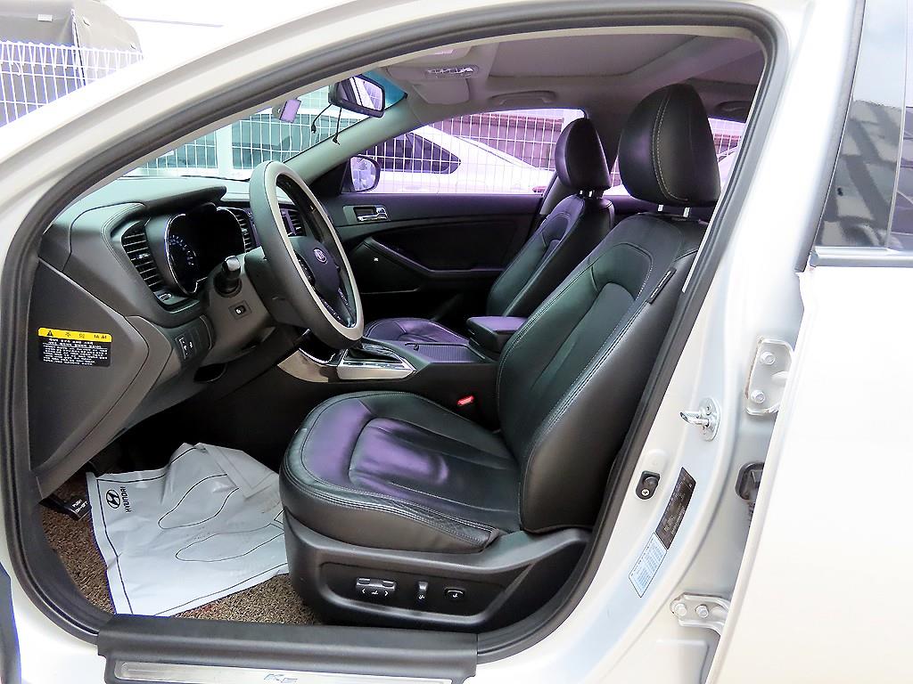 KIA K5 - Vista 5