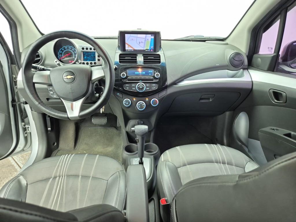 Chevrolet Spark - Vista 5