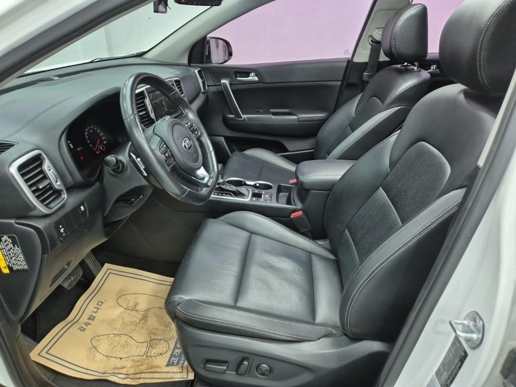 KIA Sportage - Vista 11