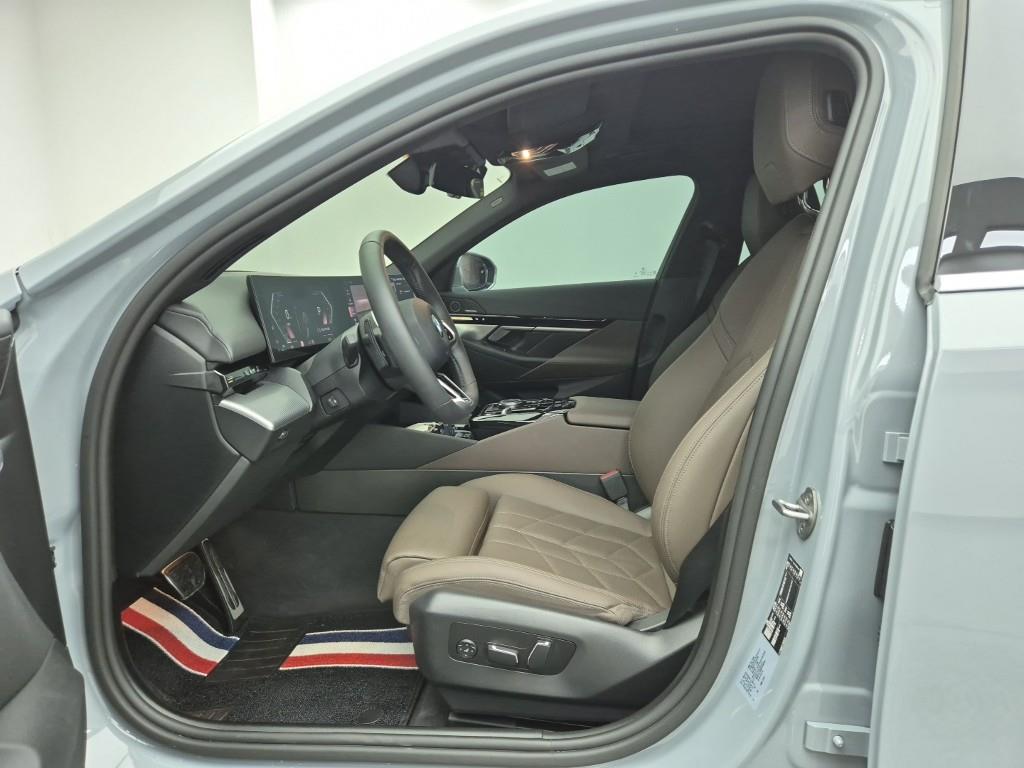 BMW 5 Series - Vista 11