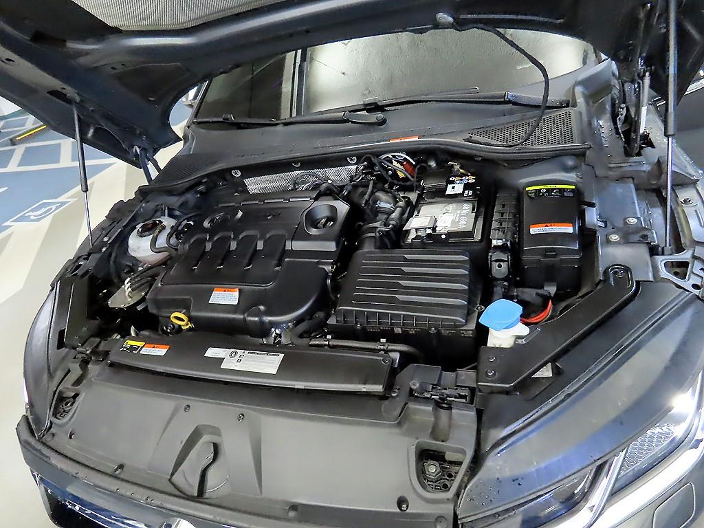 Volkswagen Arteon 2018 Gris - Importación desde Corea - HF Imports Iquique - Foto 19