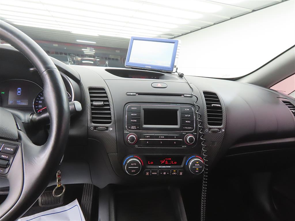 KIA K3 - Vista 10