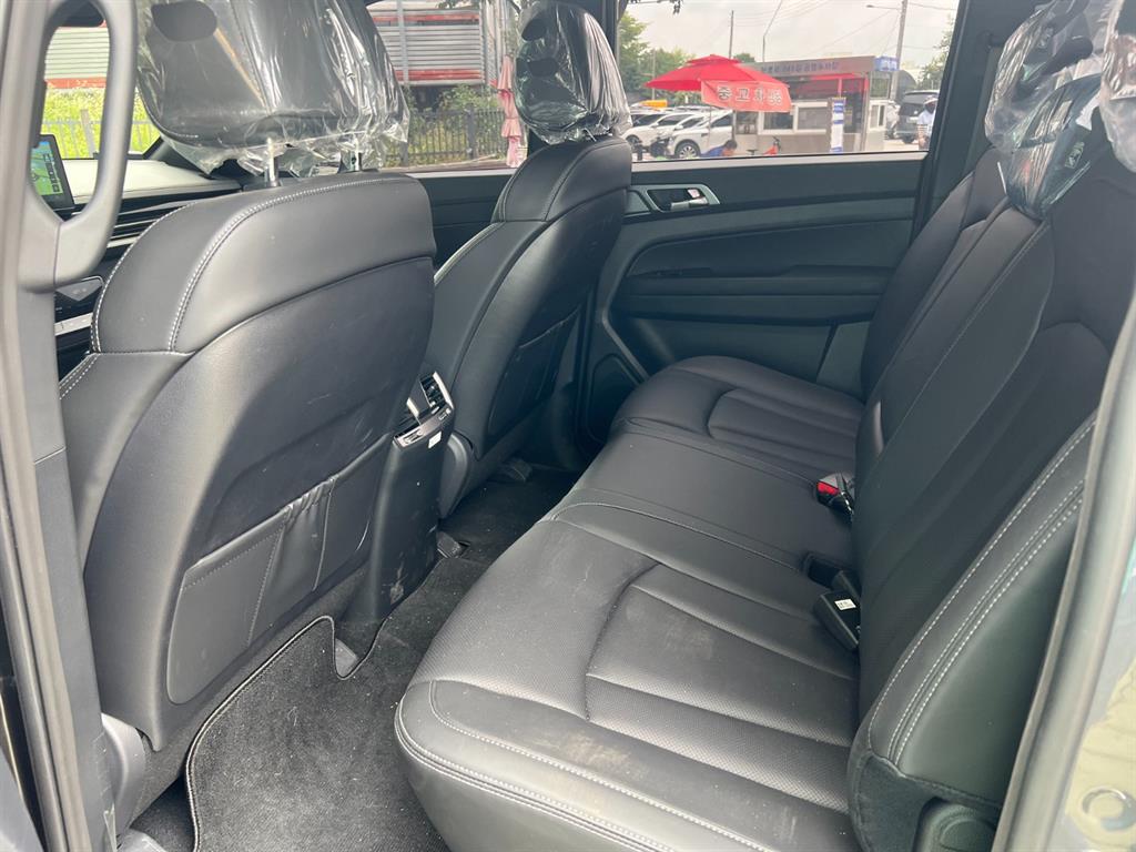 Ssangyong Rexton 2024 Gris - Importación desde Corea - HF Imports Iquique - Foto 17