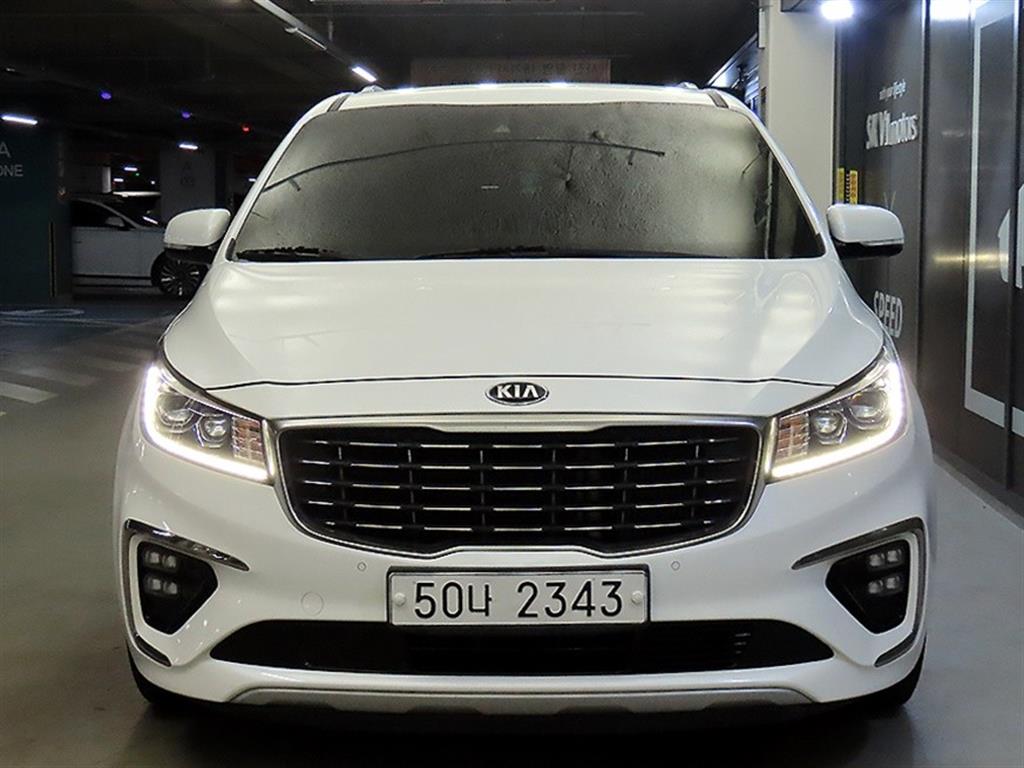 KIA Carnival - Vista 2