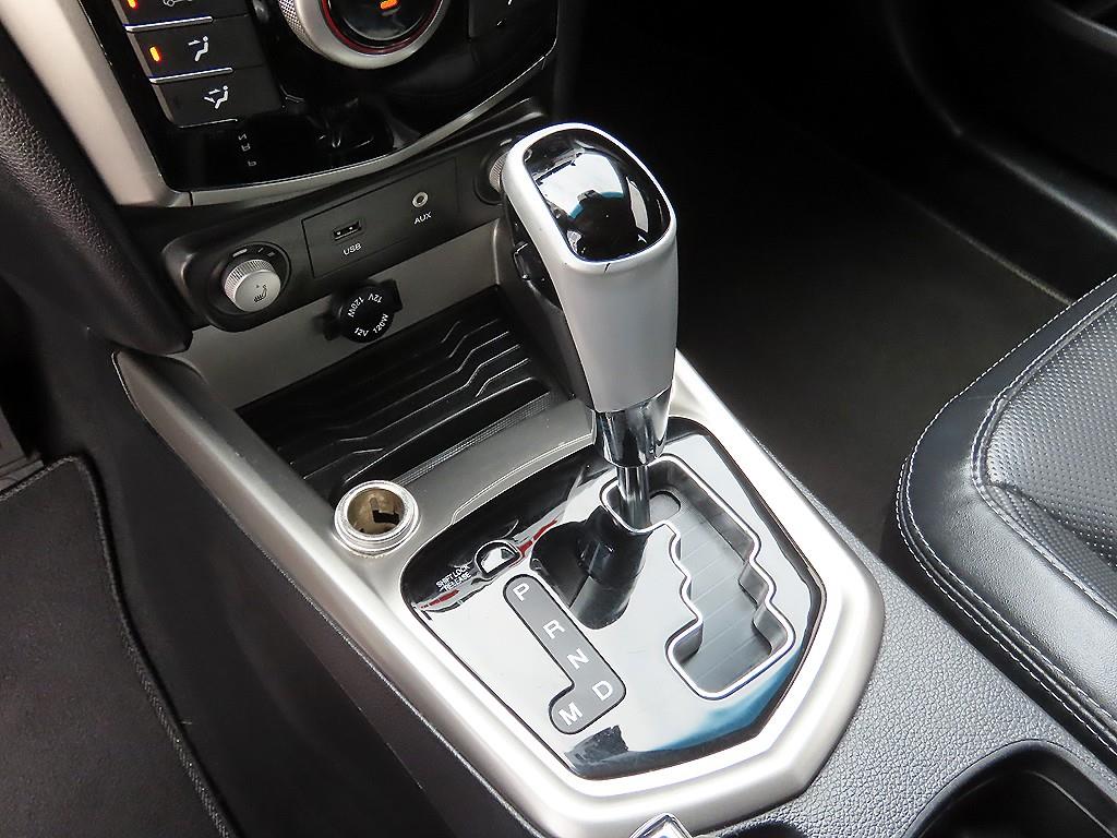 Ssangyong Tivoli - Vista 10