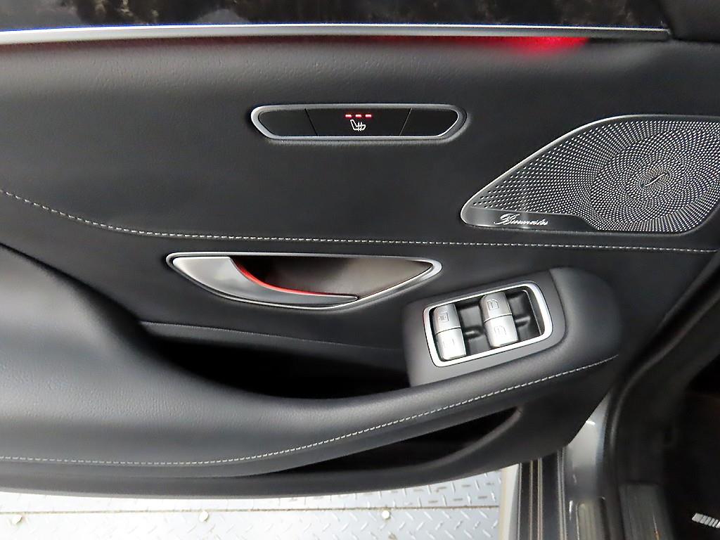 Mercedes Benz S Class - Vista 12
