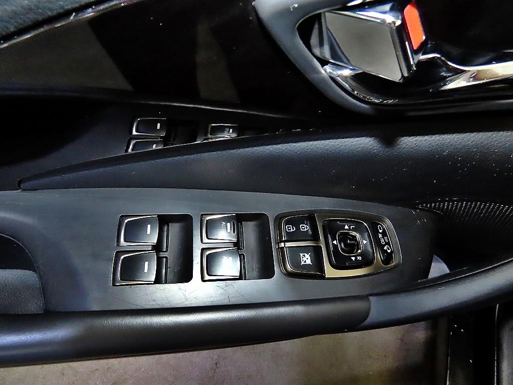 HYUNDAI Grandeur 2012 Negro - Importación desde Corea - HF Imports Iquique - Foto 13