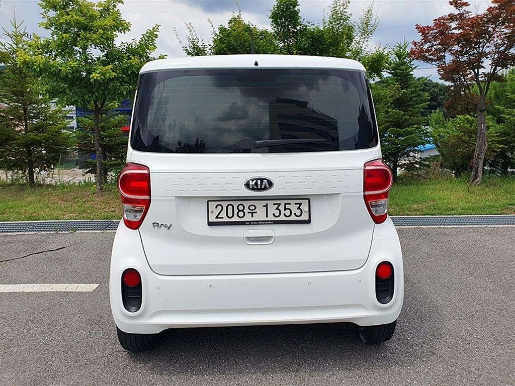 KIA Ray - Vista 5