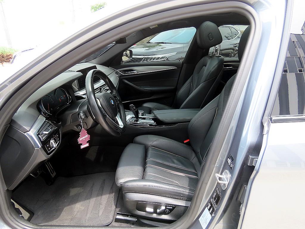 BMW 5 Series - Vista 5