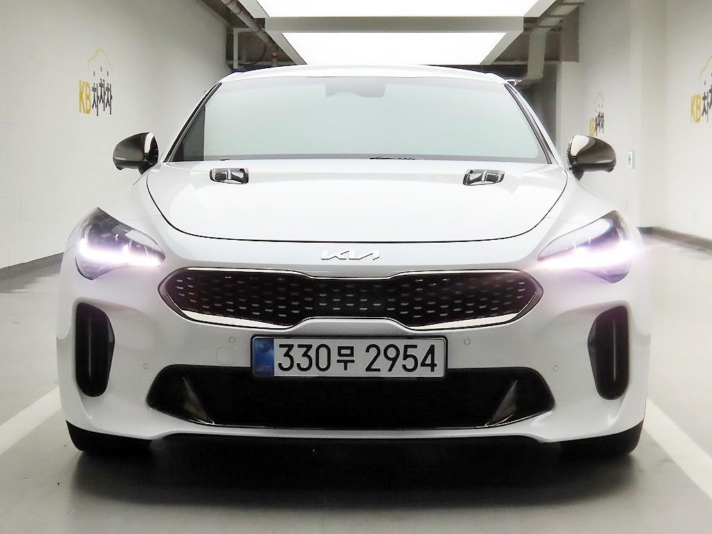 KIA Stinger 2022 Blanco - Importación desde Corea - HF Imports Iquique - Foto 1
