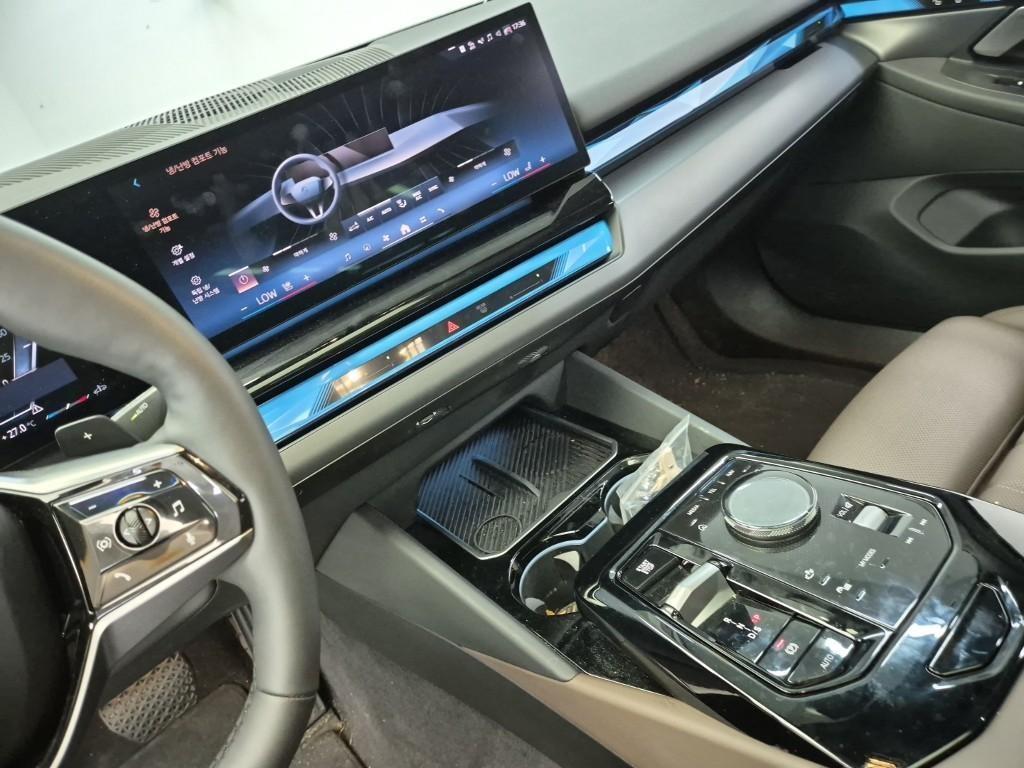 BMW 5 Series - Vista 10