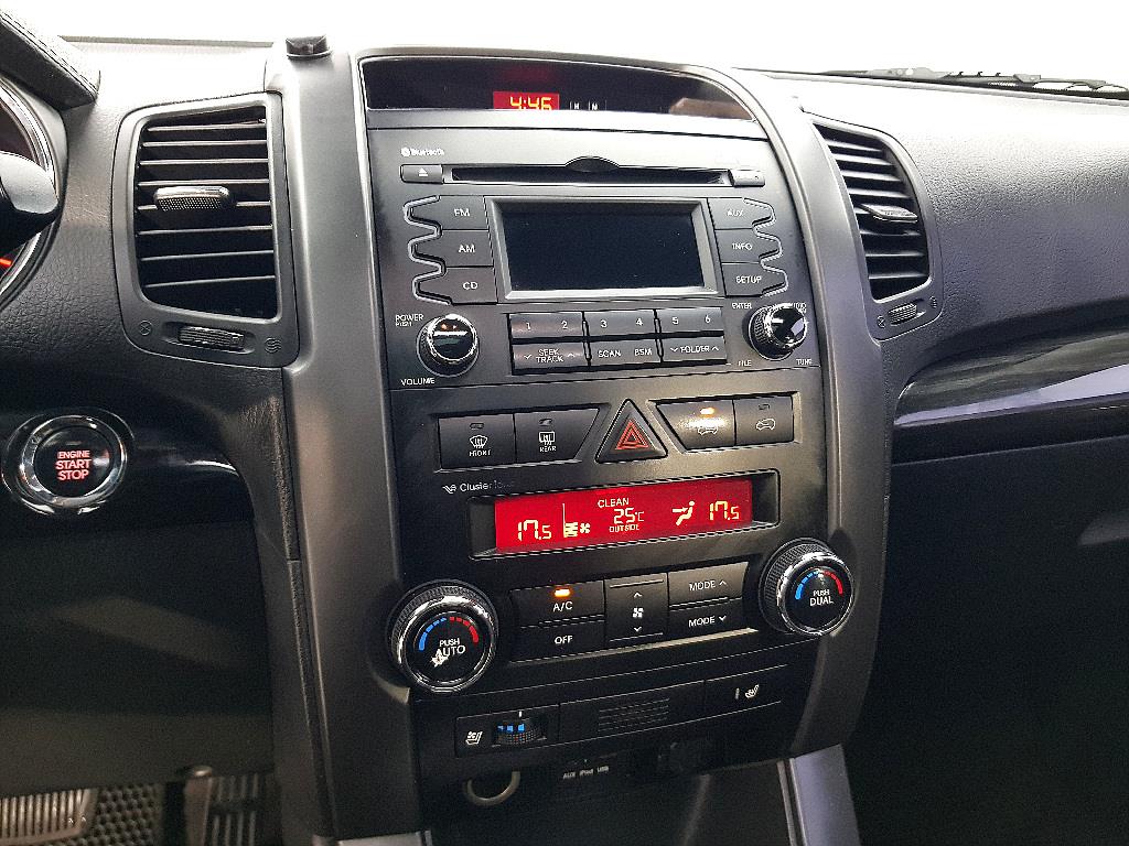 KIA Sorento 2010 Gris - Importación desde Corea - HF Imports Iquique - Foto 14