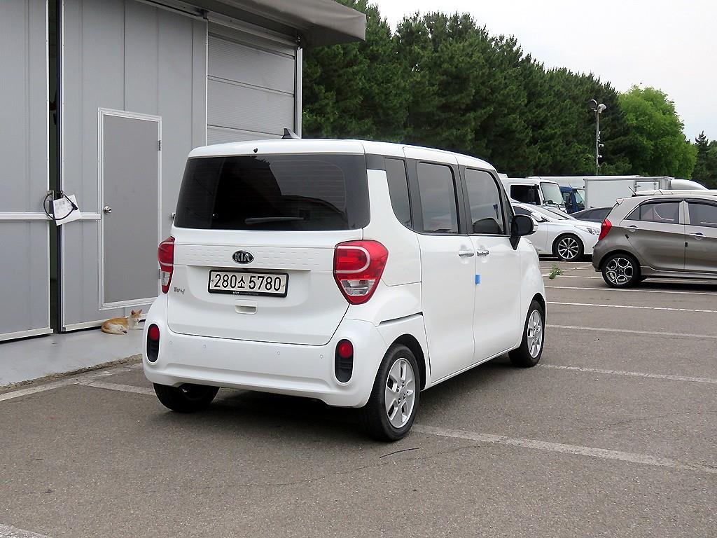 KIA Ray - Vista 4