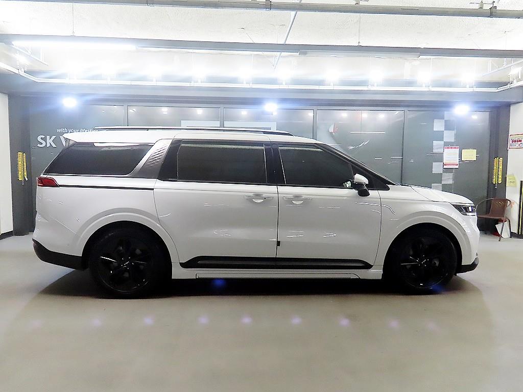 KIA Carnival - Vista 3
