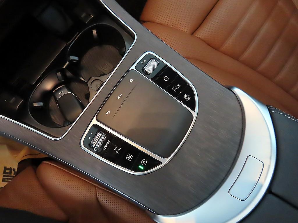 Mercedes Benz GLC Class 2022 - Importación desde Corea - HF Imports Iquique - Foto 13