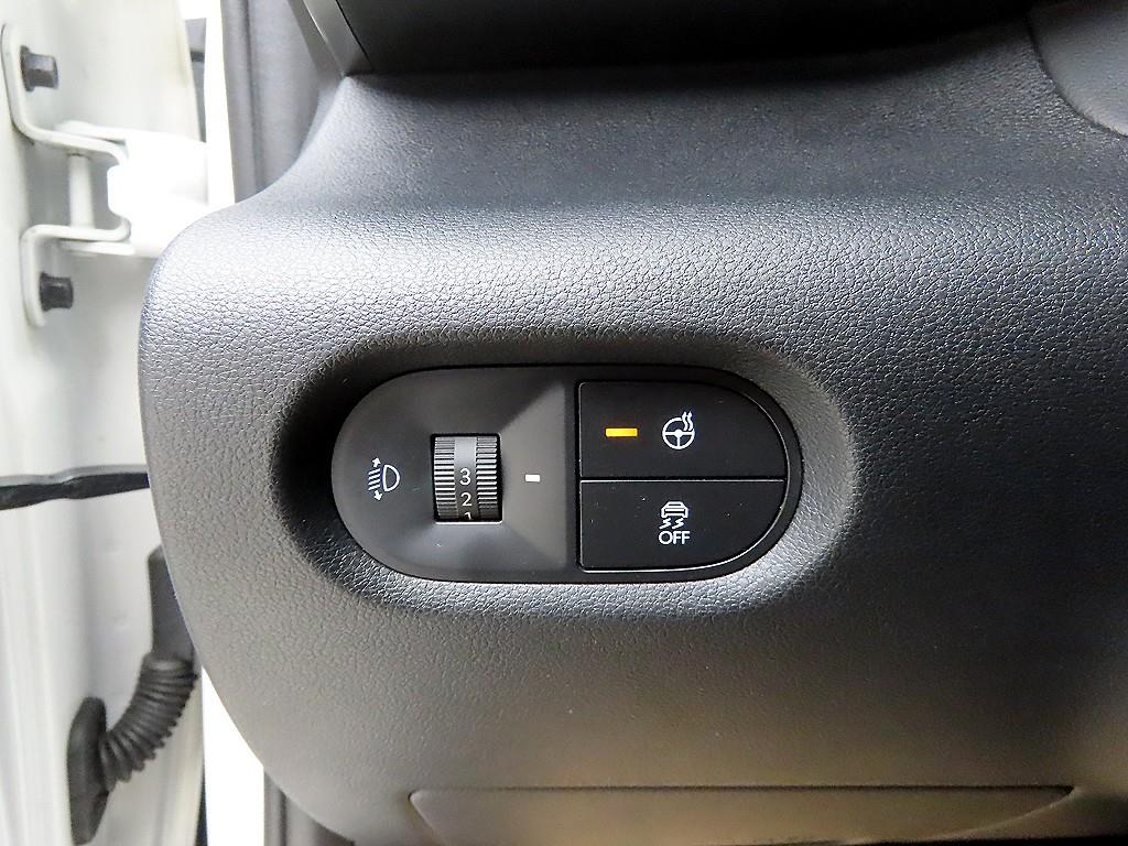HYUNDAI Casper - Vista 12