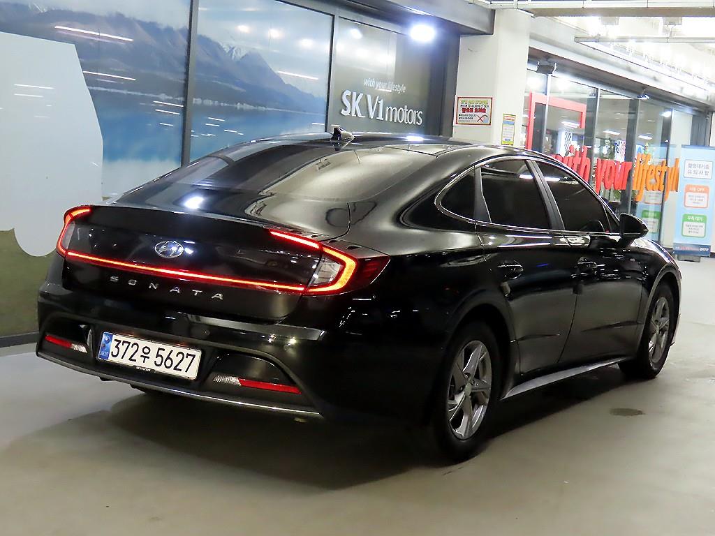 HYUNDAI Sonata - Vista 4