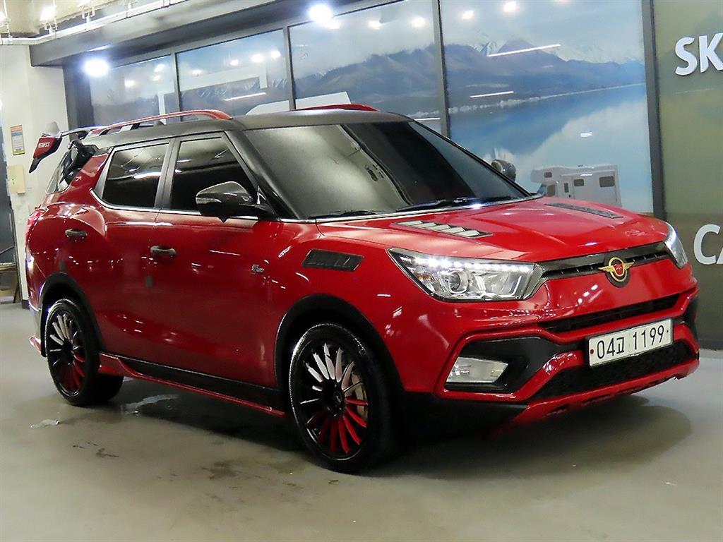Ssangyong Tivoli 2017 Rojo - Importación desde Corea - HF Imports Iquique - Foto 1