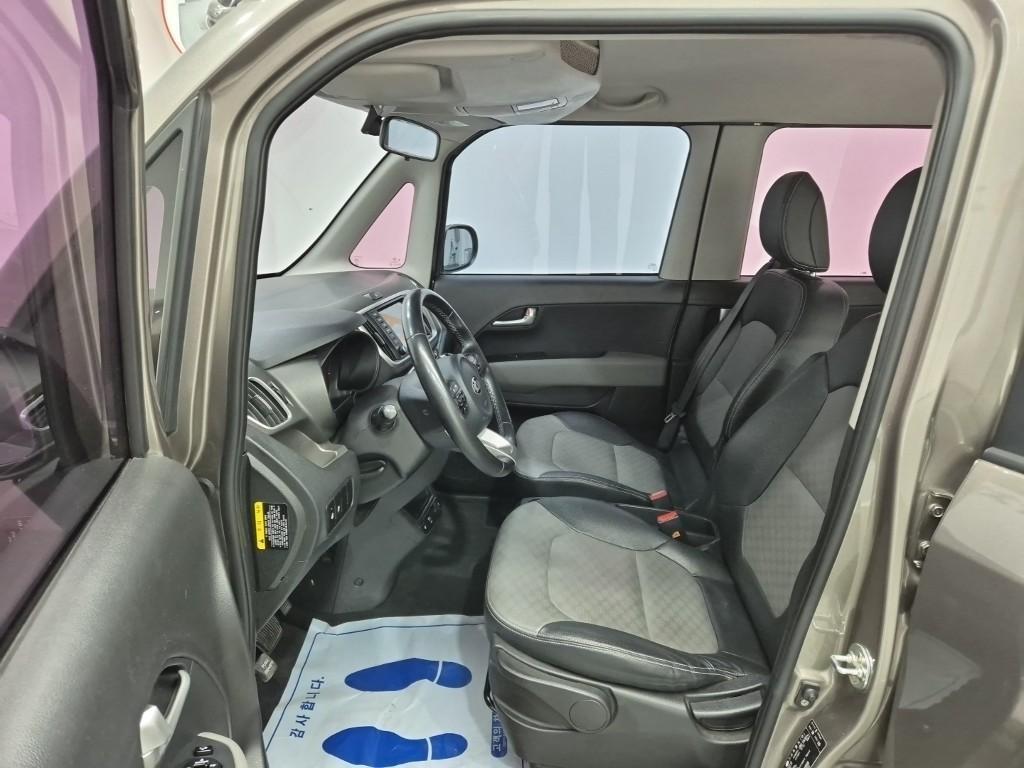 KIA Ray - Vista 10