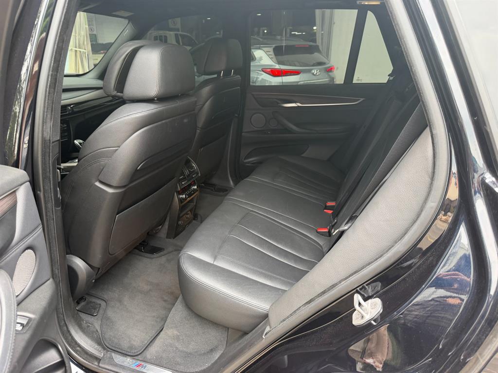 BMW X5 - Vista 9