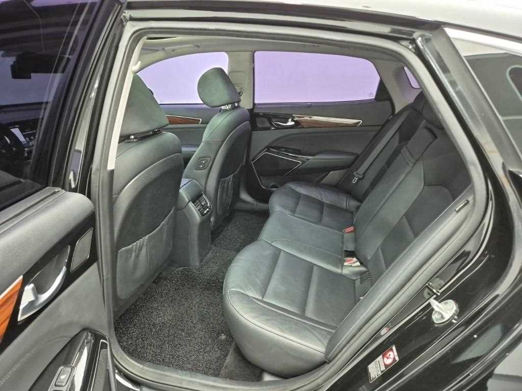 KIA K7 - Vista 12