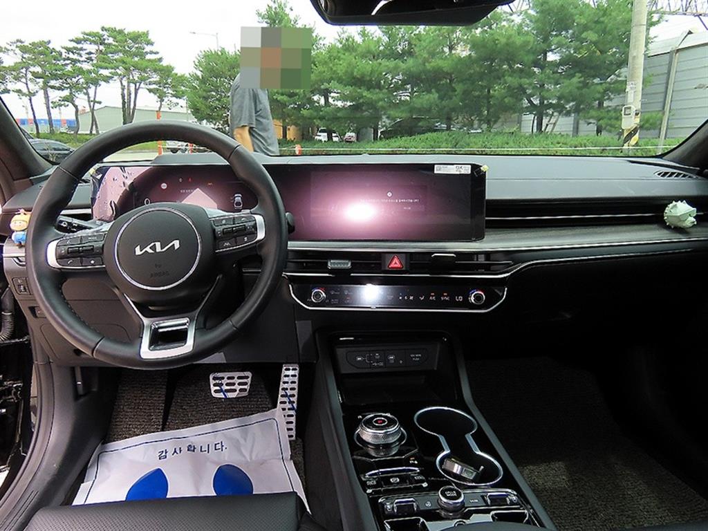 KIA K5 - Vista 7