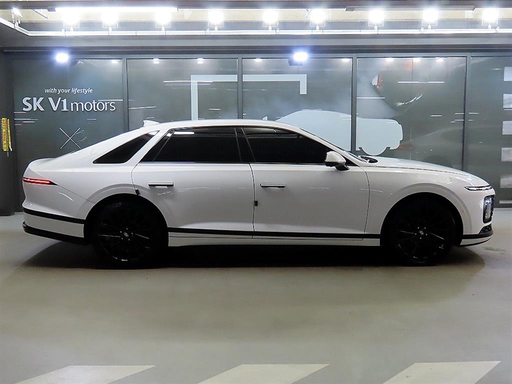 HYUNDAI Grandeur - Vista 3