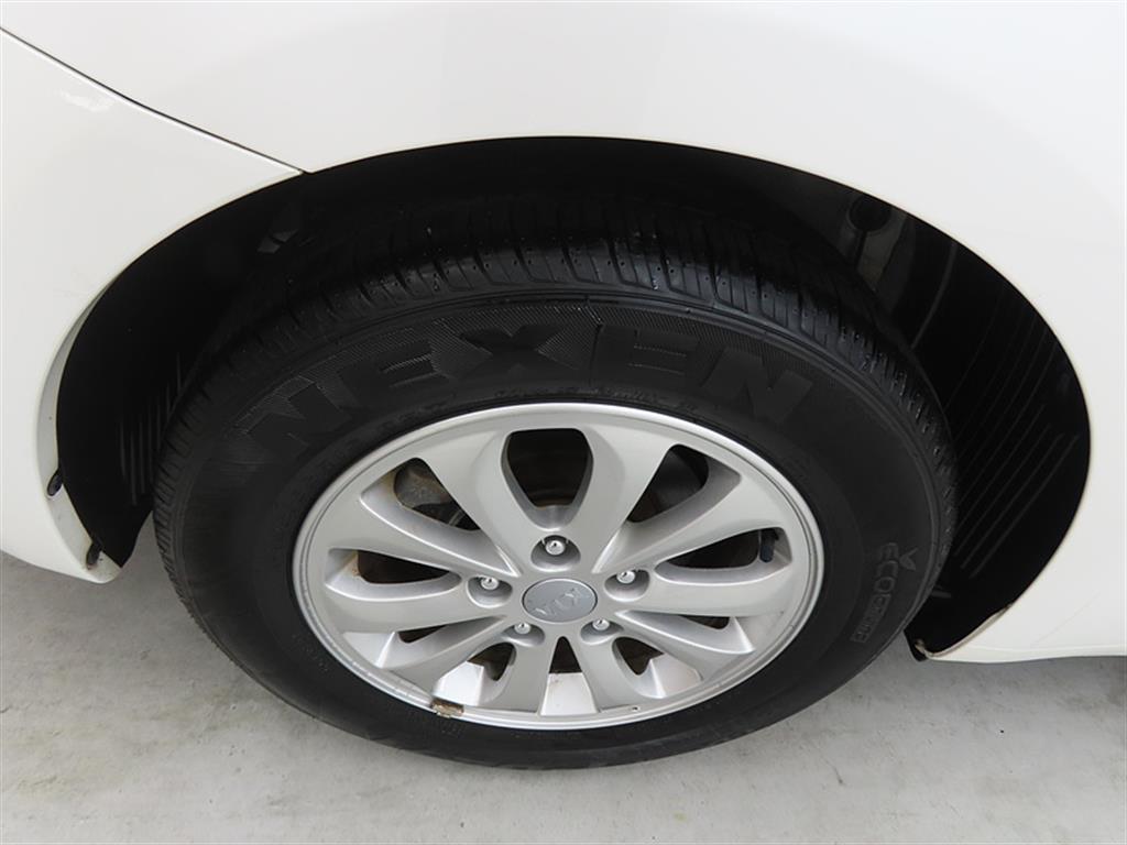 KIA K3 2014 Blanco - Importación desde Corea - HF Imports Iquique - Foto 20
