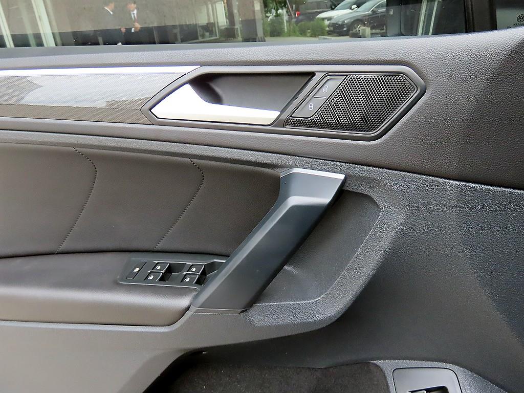 Volkswagen Tiguan - Vista 11