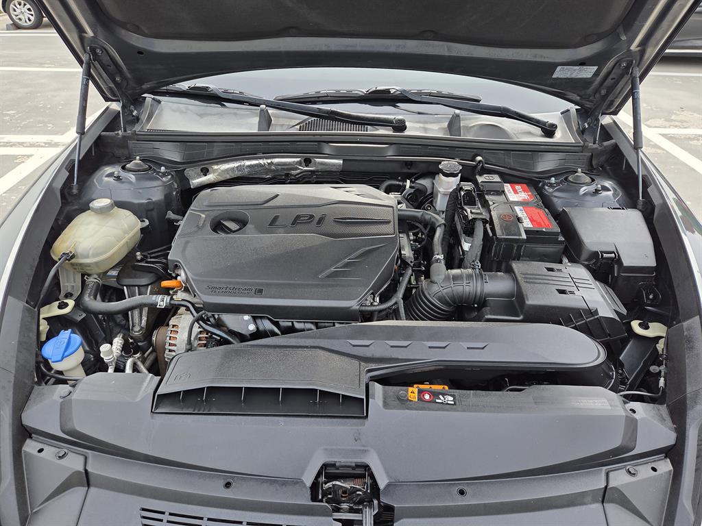 HYUNDAI Sonata - Vista 6