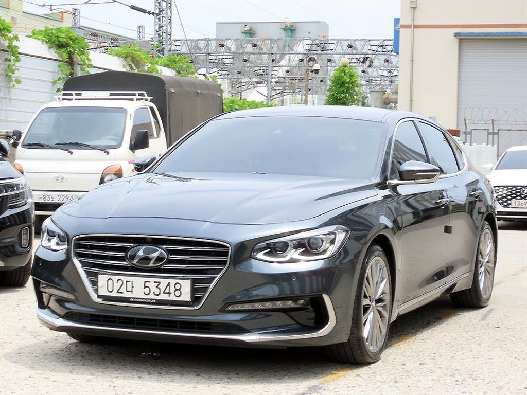 HYUNDAI Grandeur - Vista 2