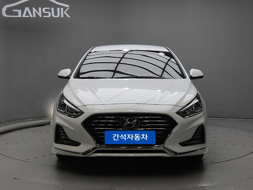 HYUNDAI Sonata - Vista 2