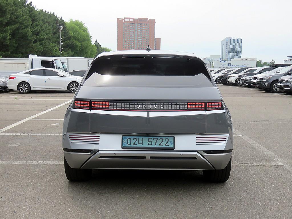 HYUNDAI Ioniq 5 - Vista 3