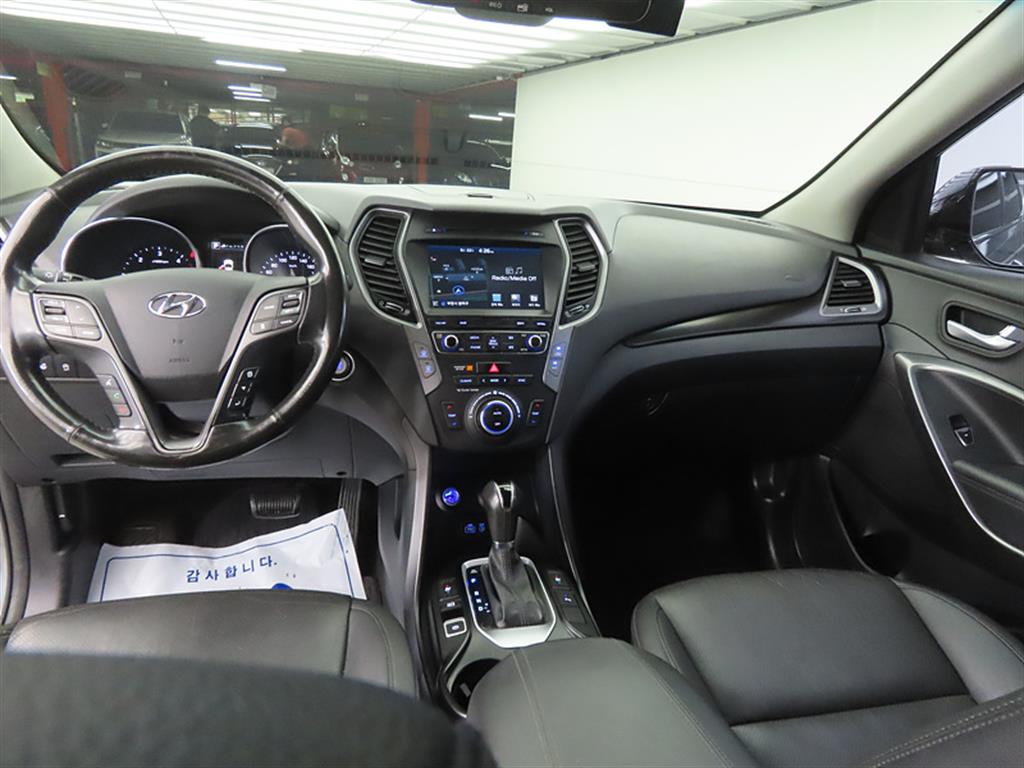 HYUNDAI Santa Fe - Vista 7