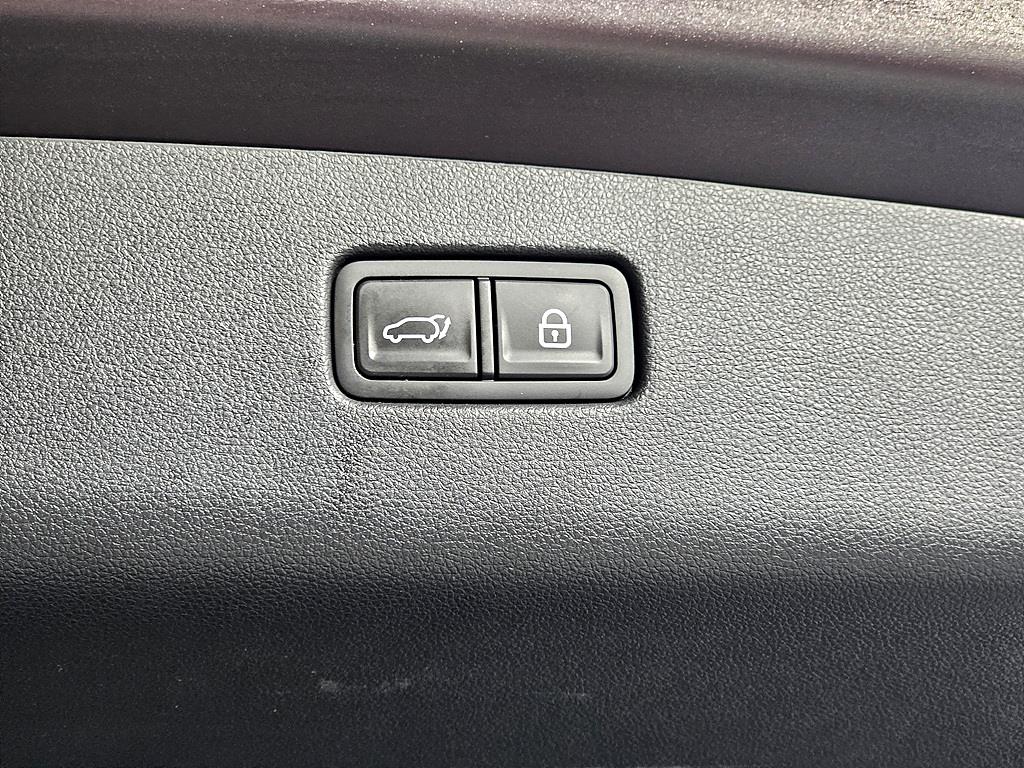 Genesis GV70 - Vista 12