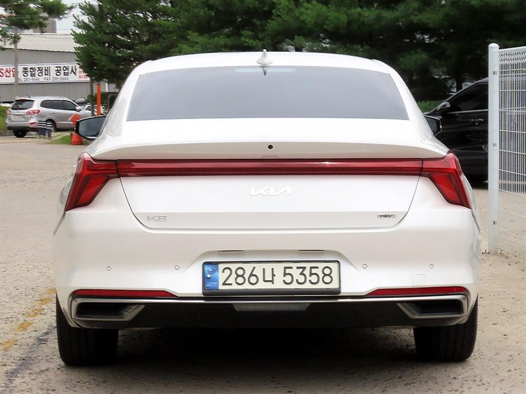 KIA K8 - Vista 4