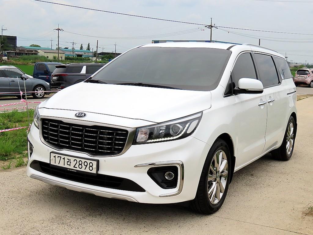 KIA Carnival - Vista 2