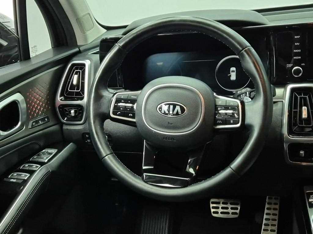 KIA Sorento - Vista 9