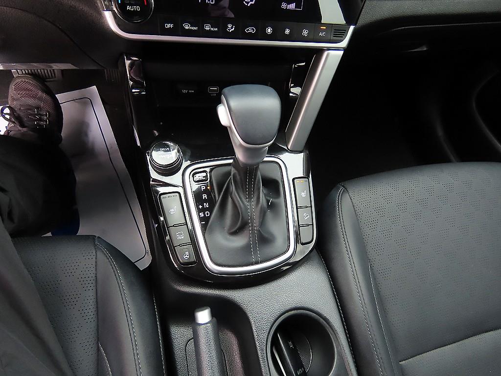 KIA Seltos - Vista 10
