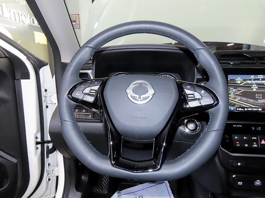 Ssangyong Tivoli - Vista 8