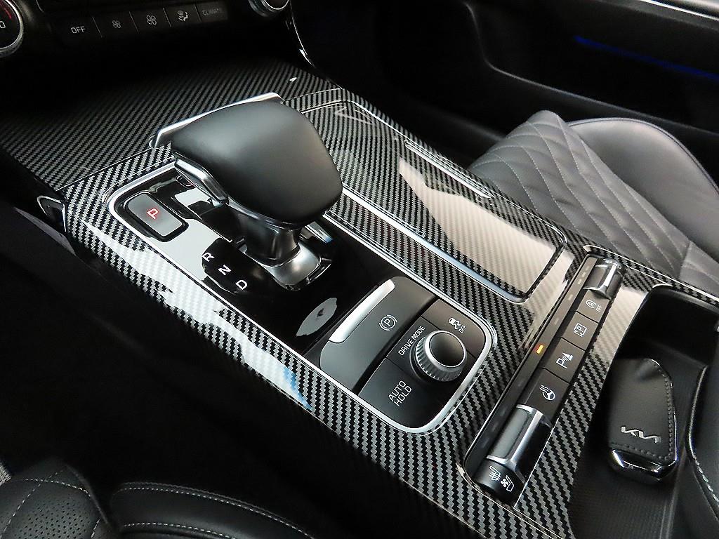 KIA Stinger - Vista 10