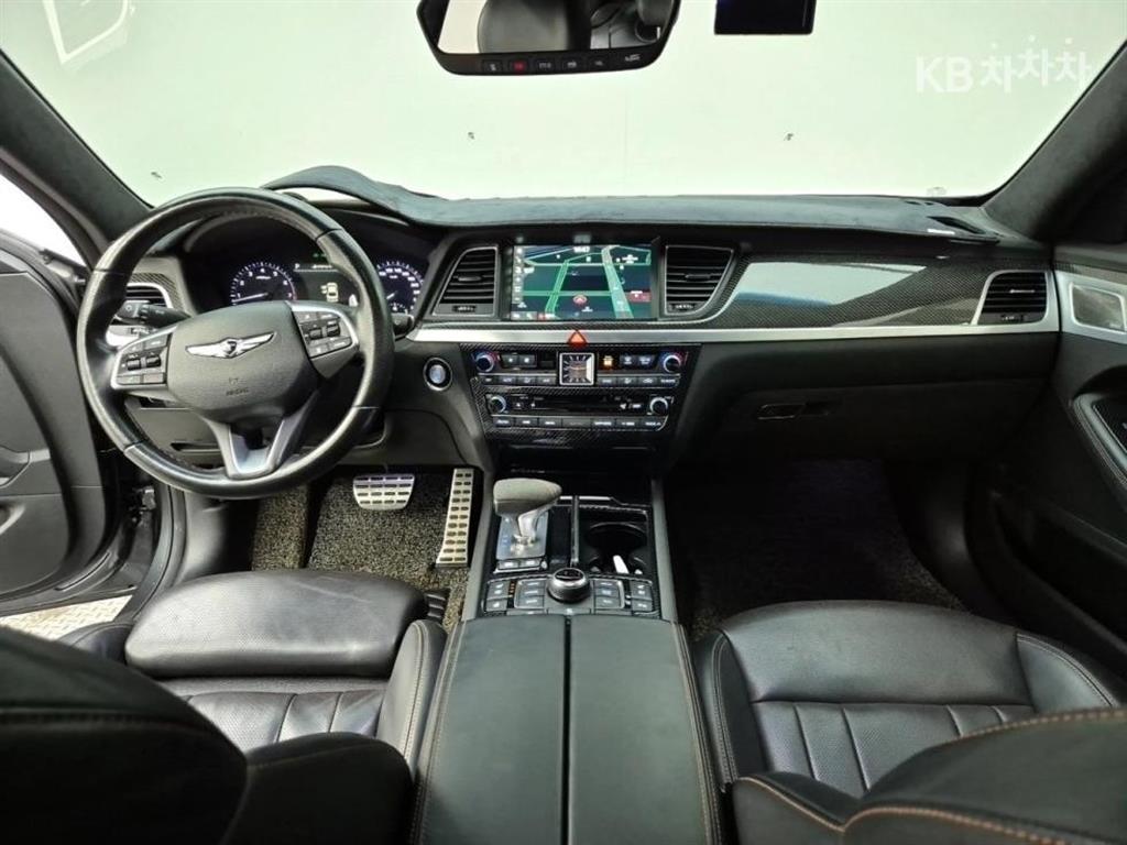 Genesis G80 - Vista 5