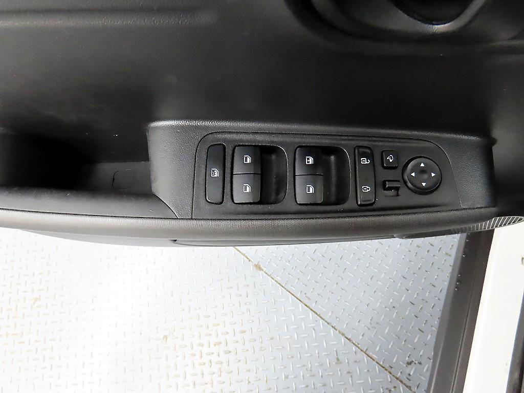 HYUNDAI Casper - Vista 11