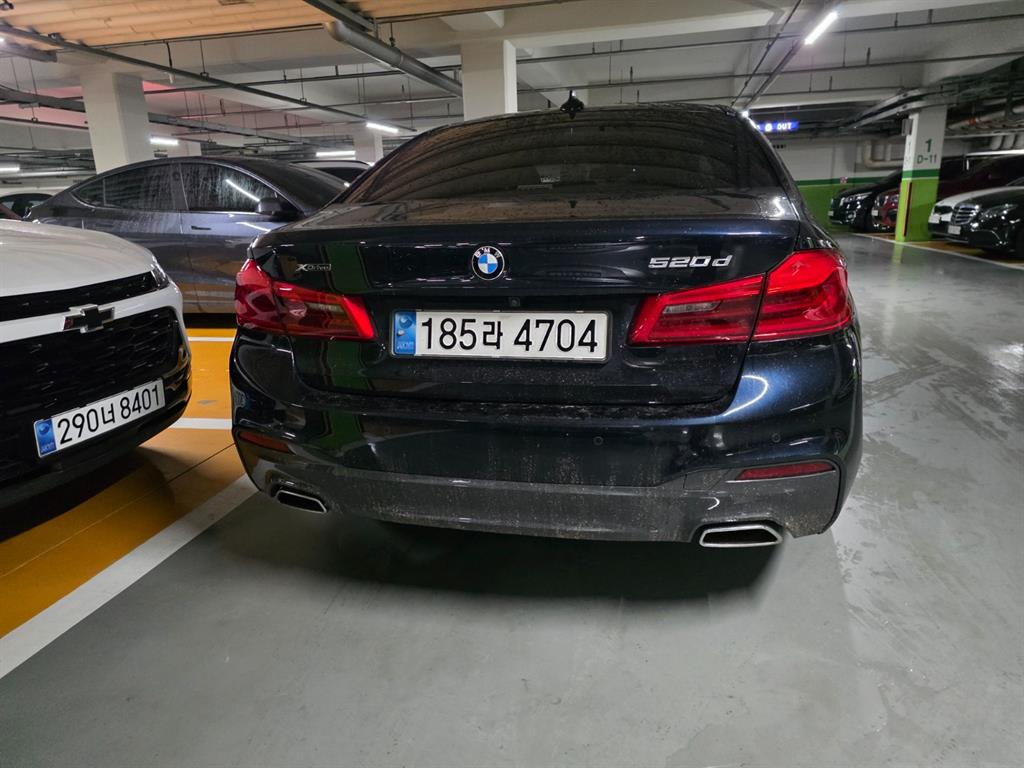 BMW 5 Series - Vista 4