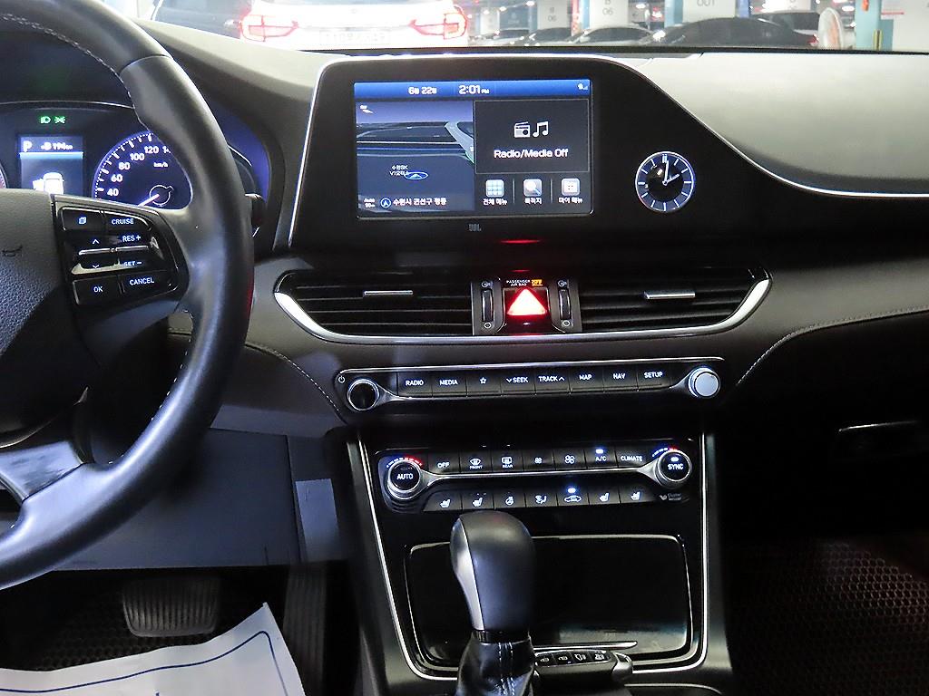 HYUNDAI Grandeur - Vista 11