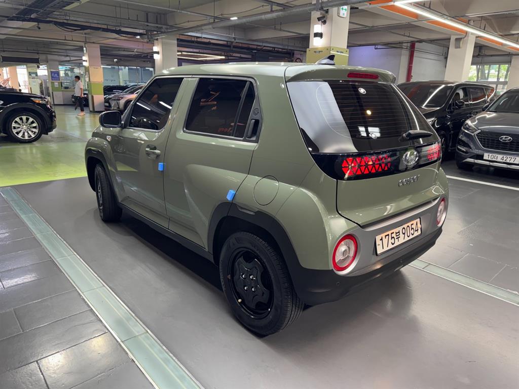 HYUNDAI Casper - Vista 6