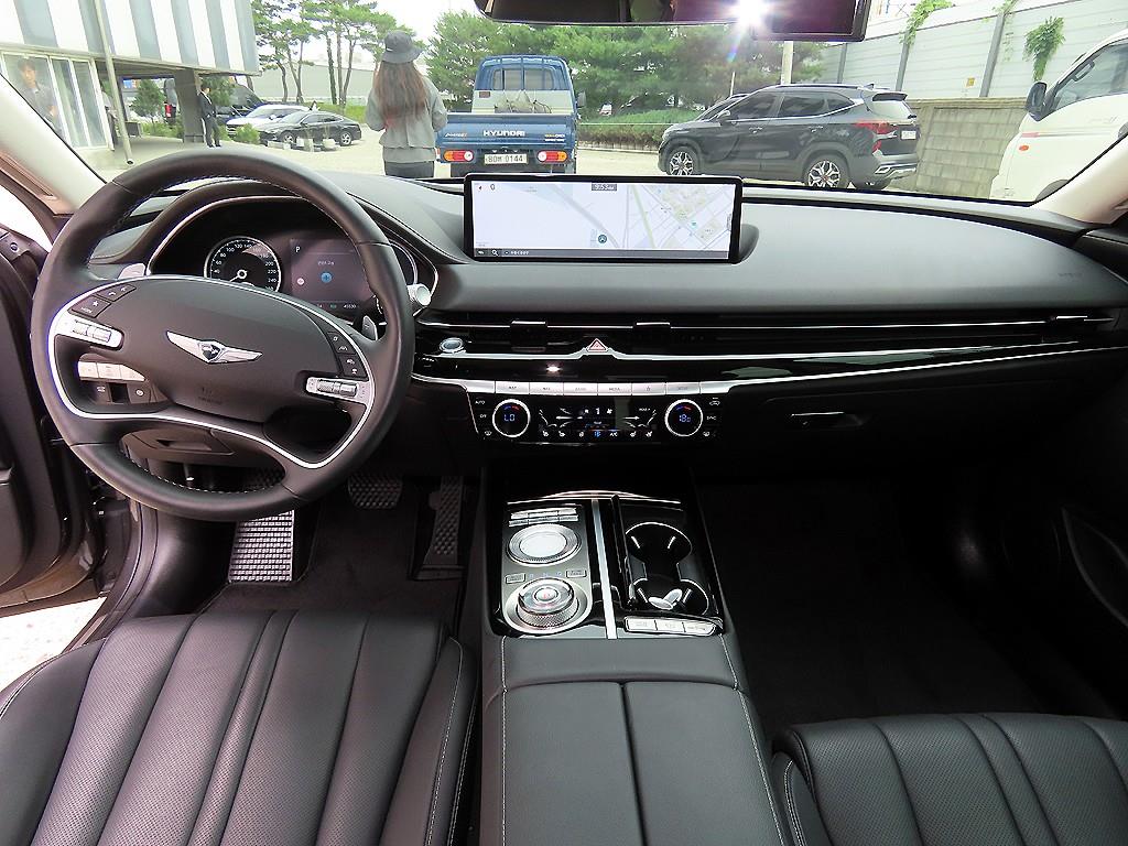 Genesis G80 - Vista 7